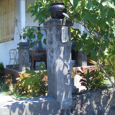 Alur Beach Homestay Amed Extérieur photo
