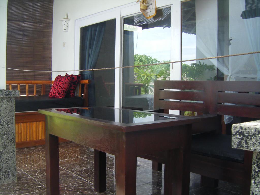 Alur Beach Homestay Amed Chambre photo